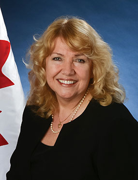 린 비약 캐나다 상원의원