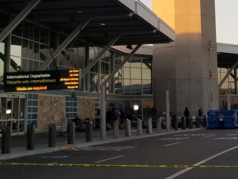 밴쿠버 국제공항에서 총격으로 28세 남성 사망